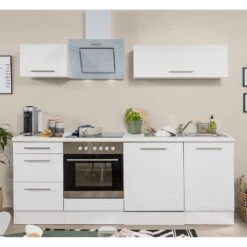 Cuisine Olivone II -Cuisine À La Maison 1000269155 230609 011 MOOD IMAGE P000000001000269155 mood