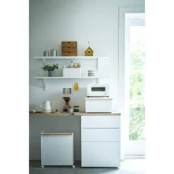 Yamazaki Boite à Pain Avec Poignée En Bois -Cuisine À La Maison 1000318551 220107 16174100326 MOOD DETAILS P000000001000318551 mood