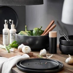 Assiette CASA NOVA -Cuisine À La Maison 1000331150 230905 025 MOOD DETAILS P000000001000331150 mood