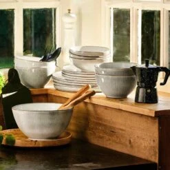 Service HENLEY (16 éléments) -Cuisine À La Maison 1000332765 220215 022 MOOD DETAILS P000000001000332765 mood