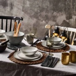 Service HENLEY (16 éléments) -Cuisine À La Maison 1000332765 220215 024 MOOD DETAILS P000000001000332765 mood