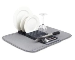 Umbra Egouttoir Pliable Udry L -Cuisine À La Maison 30762b7df25340b6840fd9d816ea0c3d.cropped 107 183 797 643.processed