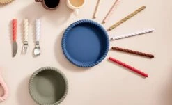 Assiette Et Bol Violet -Cuisine À La Maison 6b990d11818f483ea80f1b11b1c75a44