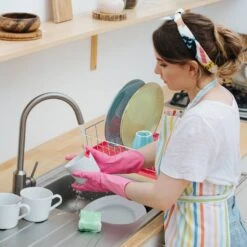 Égouttoir Avec Panier à Couverts Rouge -Cuisine À La Maison 81f443f8974f4280aad6a2a9d723a018