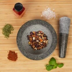 Mortier En Granit Avec Pilon 16 Cm -Cuisine À La Maison 9689735eaf0d4abb981f1de4f64636a7