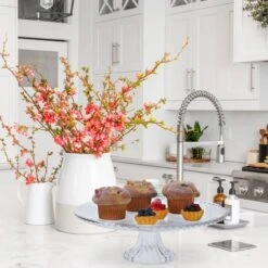 Plat à Gâteau En Verre Sur Pied 11 Plat à Gâteau En Verre Sur Pied -Cuisine À La Maison bf3f64f3d5014d6fac63bbbf4ffd43cd