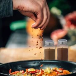 Lot De 12 Pots à épices -Cuisine À La Maison cd108ea2c60149fa82fdaaaaaa20b9d0 2