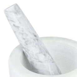 Mortier Avec Pilon -Cuisine À La Maison d07c7247cdb042fca8c56bccb193e79f