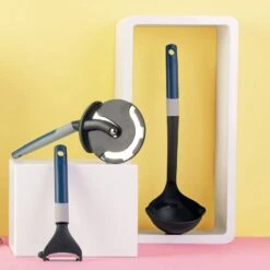 Roulette à Pizza Géante -Cuisine À La Maison e3ed28edade74fdabd44e1b69fd6d369