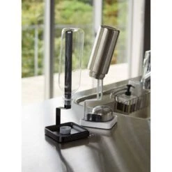 Yamazaki Egouttoir à Bouteilles Stand 7 Yamazaki Egouttoir à Bouteilles Stand -Cuisine À La Maison e425a4df65754285b90cbef70ab8c28d