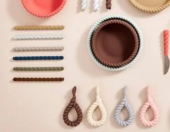 Assiette Et Bol Violet -Cuisine À La Maison f4c8a858a0914502a9573d2a0bed664d